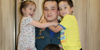 Многодетный отец и пожарный-спасатель из Заинска рассказал об отцовском счастье - Заинск-информ